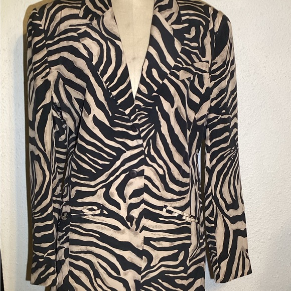 Saks Fifth Avenue zebra print 100% silk blazer jacket size large - Picture 4 of 15